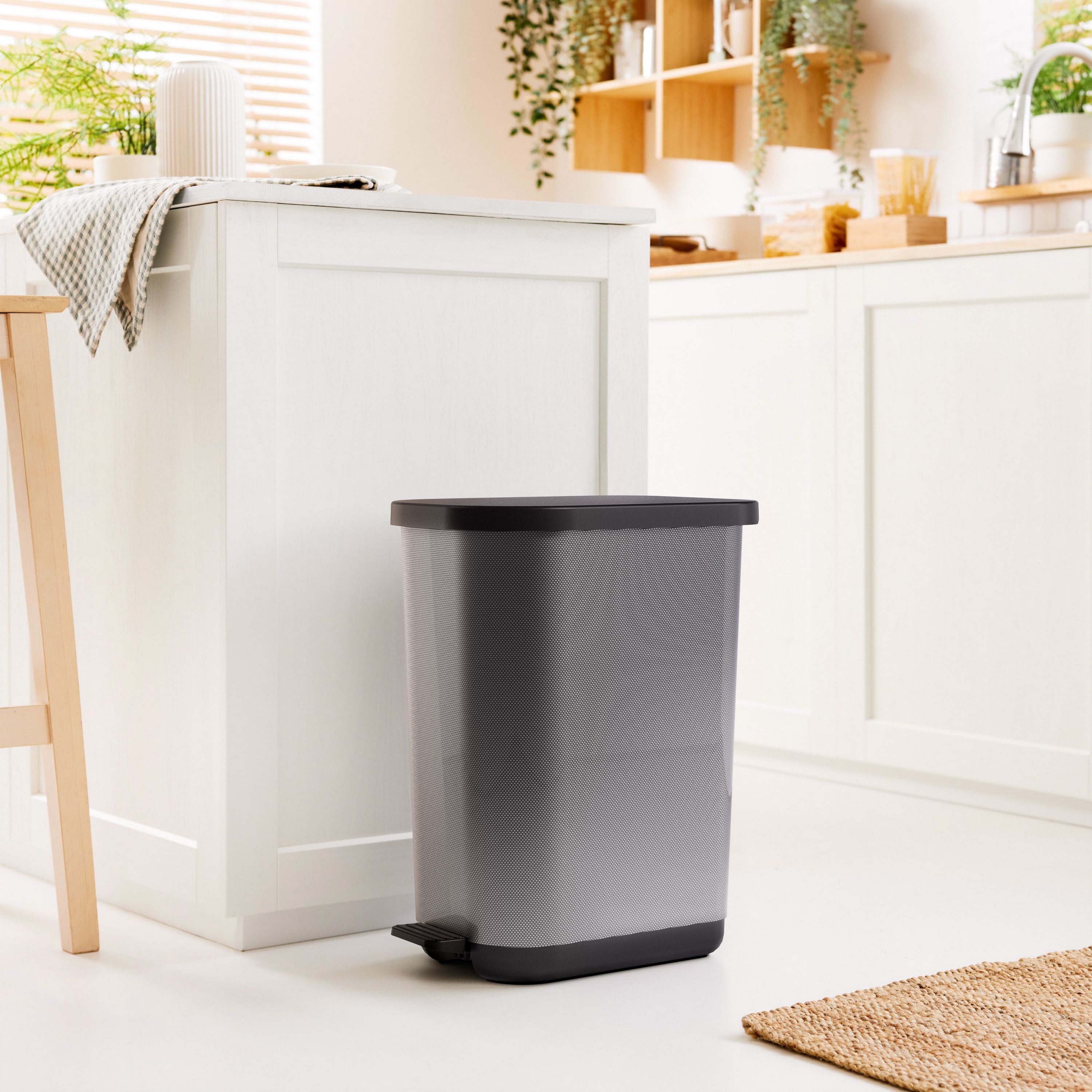 rotho-orbe-treteimer-35-l-holzkohle-schwarz-recycelt image 4
