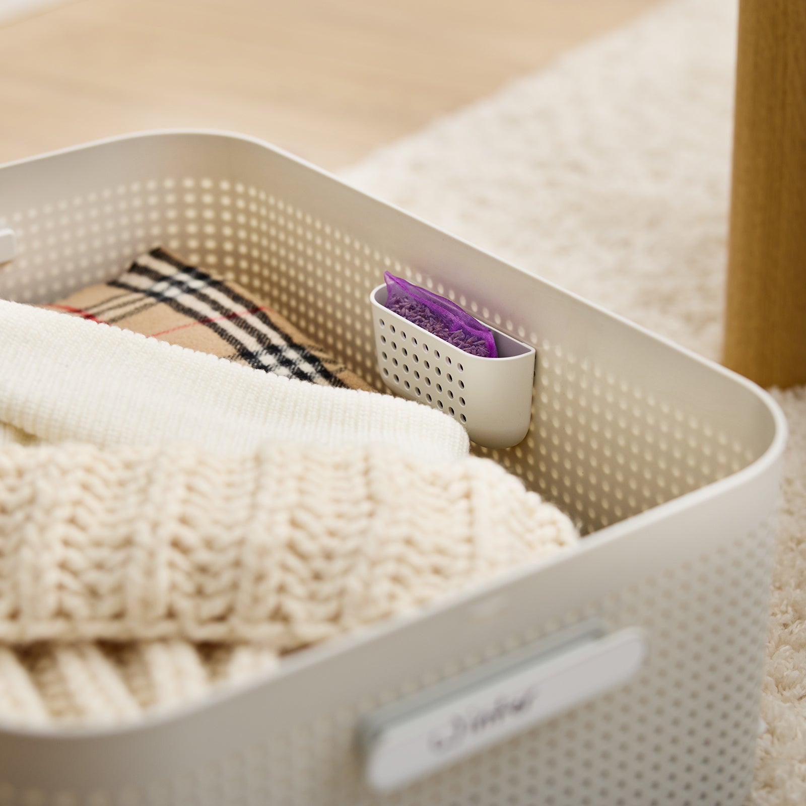 rotho-wop-kleiderschrank-organizer-box-l-mistletoe-wei image 4
