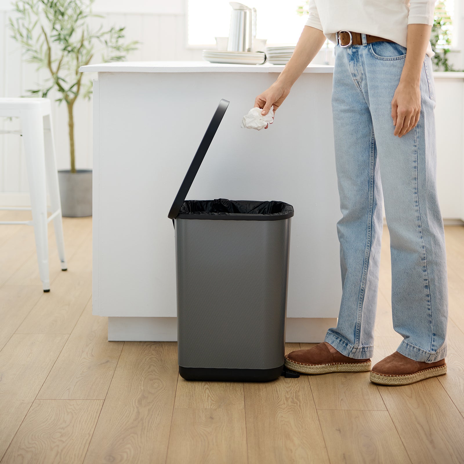 rotho-orbe-treteimer-35-l-holzkohle-schwarz-recycelt image 7