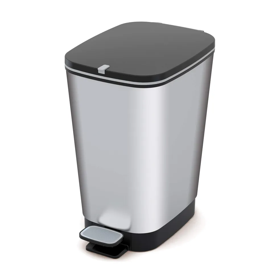 curver-chic-treteimer-6l-silber-metallic-mit-pedal image 1