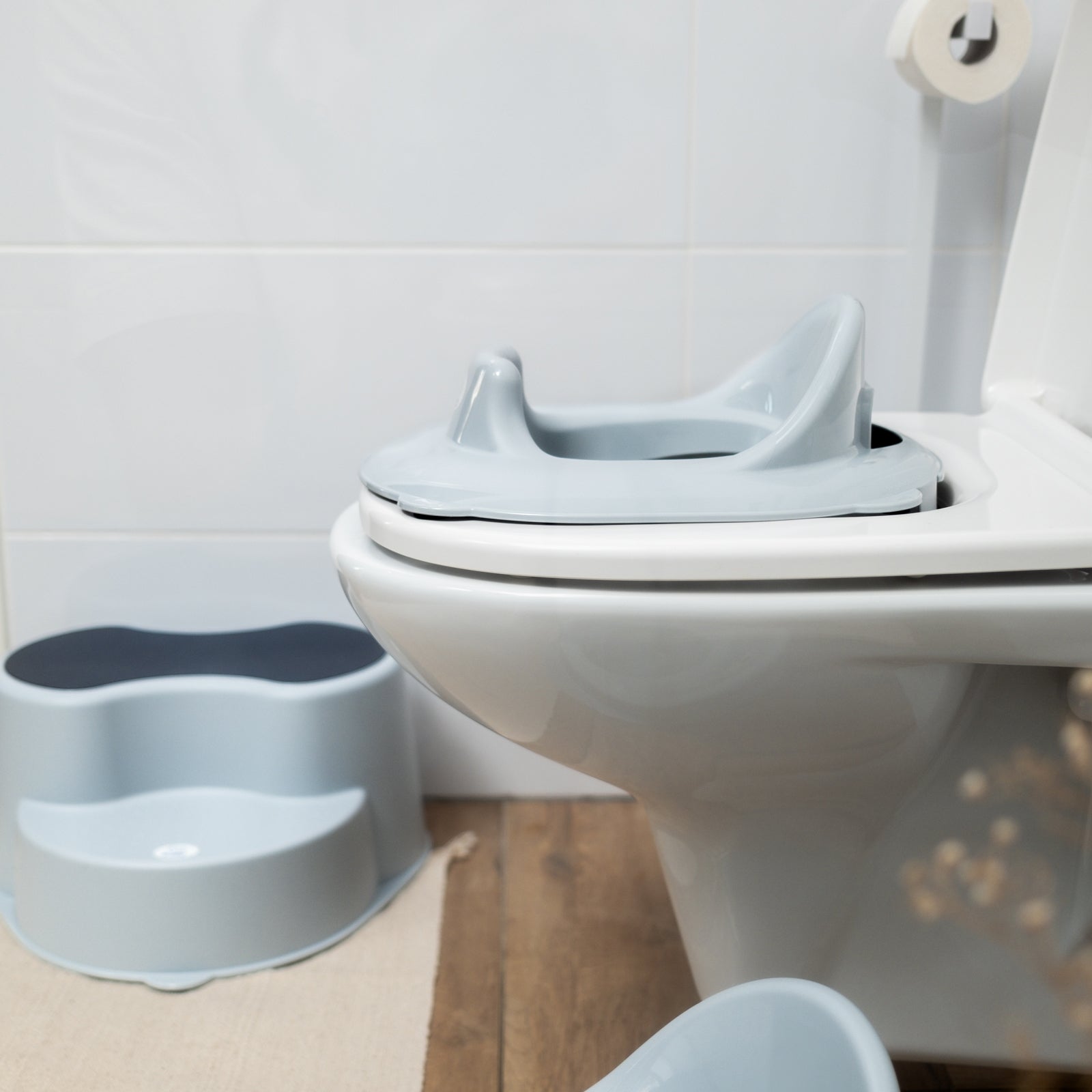 rotho-top-wc-sitz-kinder-wei-mit-lehne-spritzschutz-recycelt image 8