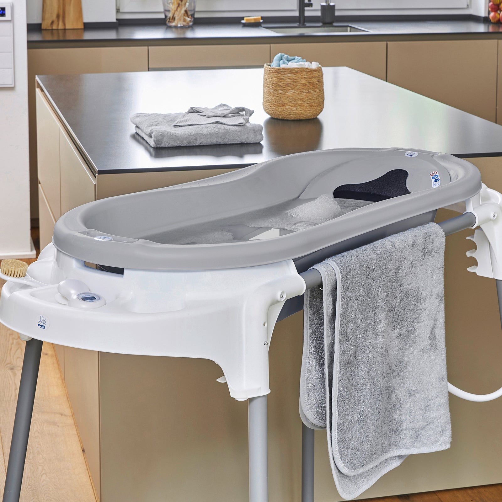 rotho-babydesign-top-xtra-babybadewanne-babywanne-wei image 4